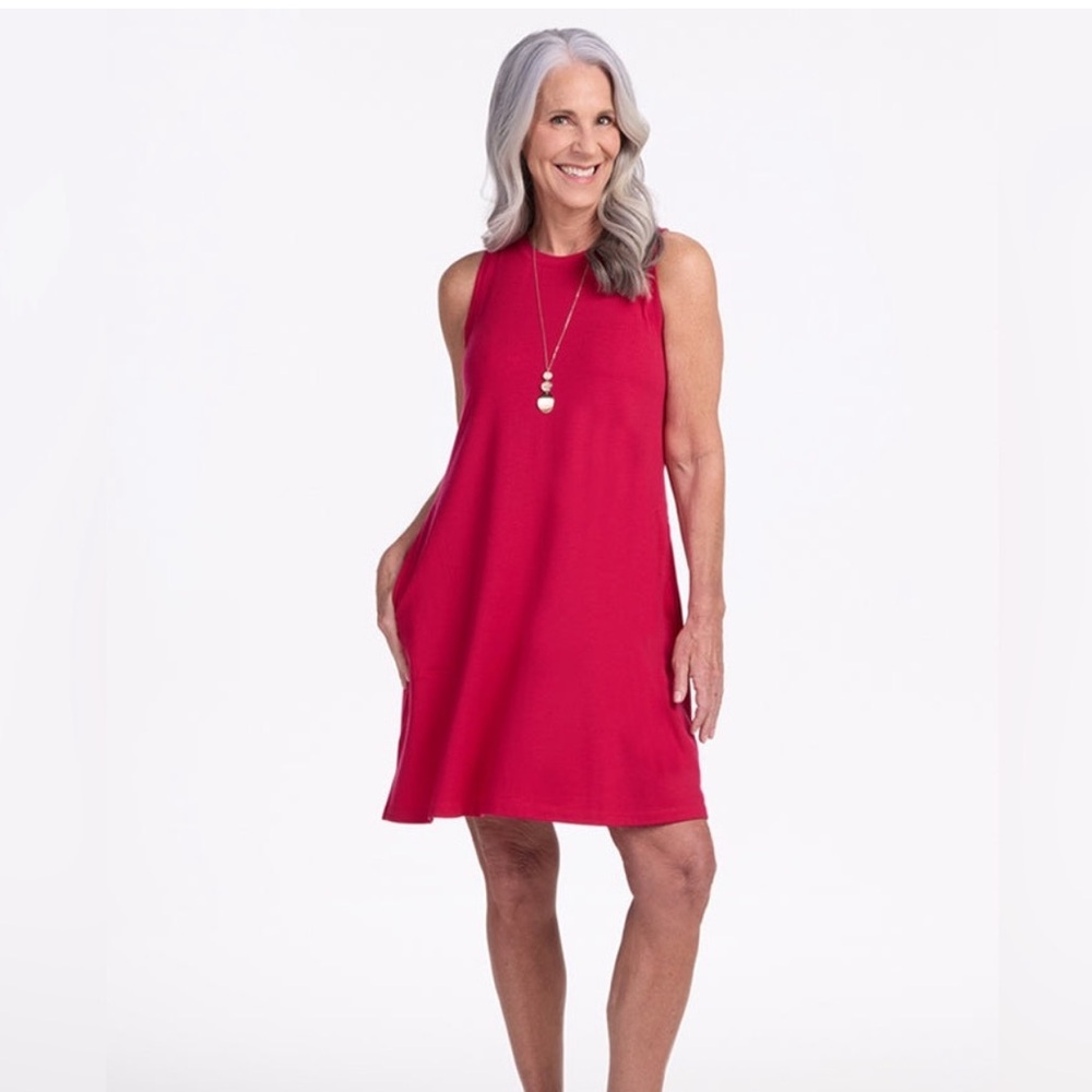NEW Woolx Clara Dress Duralite All Season Regular Fit Pink Poppy Spark Medium